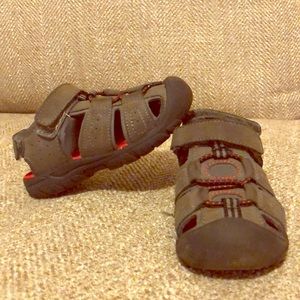 Toddler boys sandals